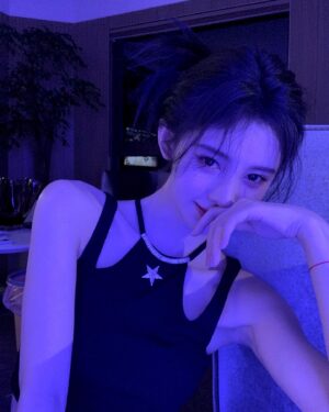 Ju Jingyi Instagram - 💙💜