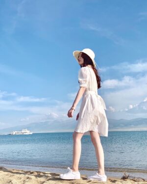 Ju Jingyi Instagram - ☀️☁️