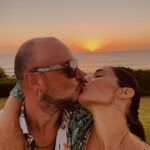 Juana Viale Instagram - Así... rodeada de verdadero amor.... nosotros somos mas que dos. #freesoul #freewoman