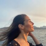 Juana Viale Instagram - El viento, mi guía...