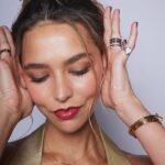 Juanita Arias Instagram – Red lips 💋💄@cosmopolitanmx x @kyliecosmetics
Fotos: @caballeronavor
Styling: @rodrigoaalcantara
Makeup: @ger.parra
Pelo: @gabiokka