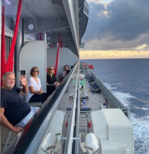 Juanita Arias Instagram - Sea Terrace Cabin 🛳️❤️ @virginvoyages #VirginVoyages #Ad