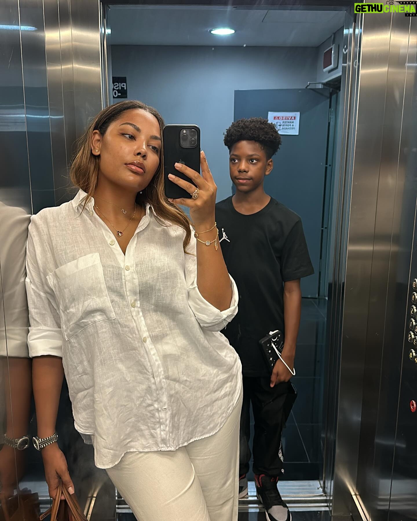 Juddy da Conceição Instagram - Tu me deste esse título, e não poderia deixar de dizer que tu és perfeito para mim. Sou mãe há 13 anos Obrigada por cada momento vivido. Eu sou uma mãe muito orgulhosa 🥰 e muito babada💙 @hazaeldaconceicaojoao