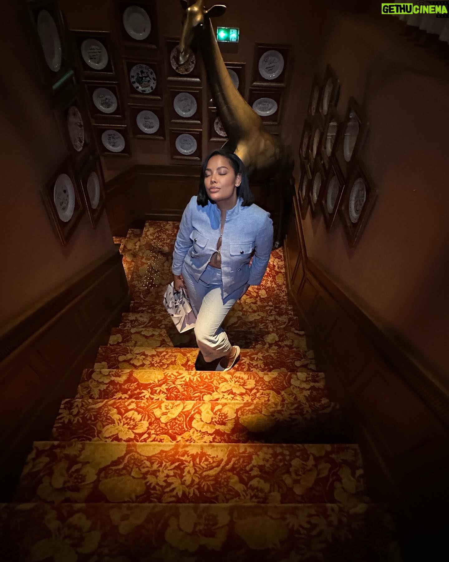 Juddy da Conceição Instagram - “Ela acha-se uma Diva , mas é só uma gaja estranha … “