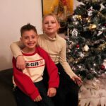 Julia Flabat Instagram – Les Noël en famille 😍🎄🎁♥️
Joyeuses fêtes de fin d’année à tous ✨