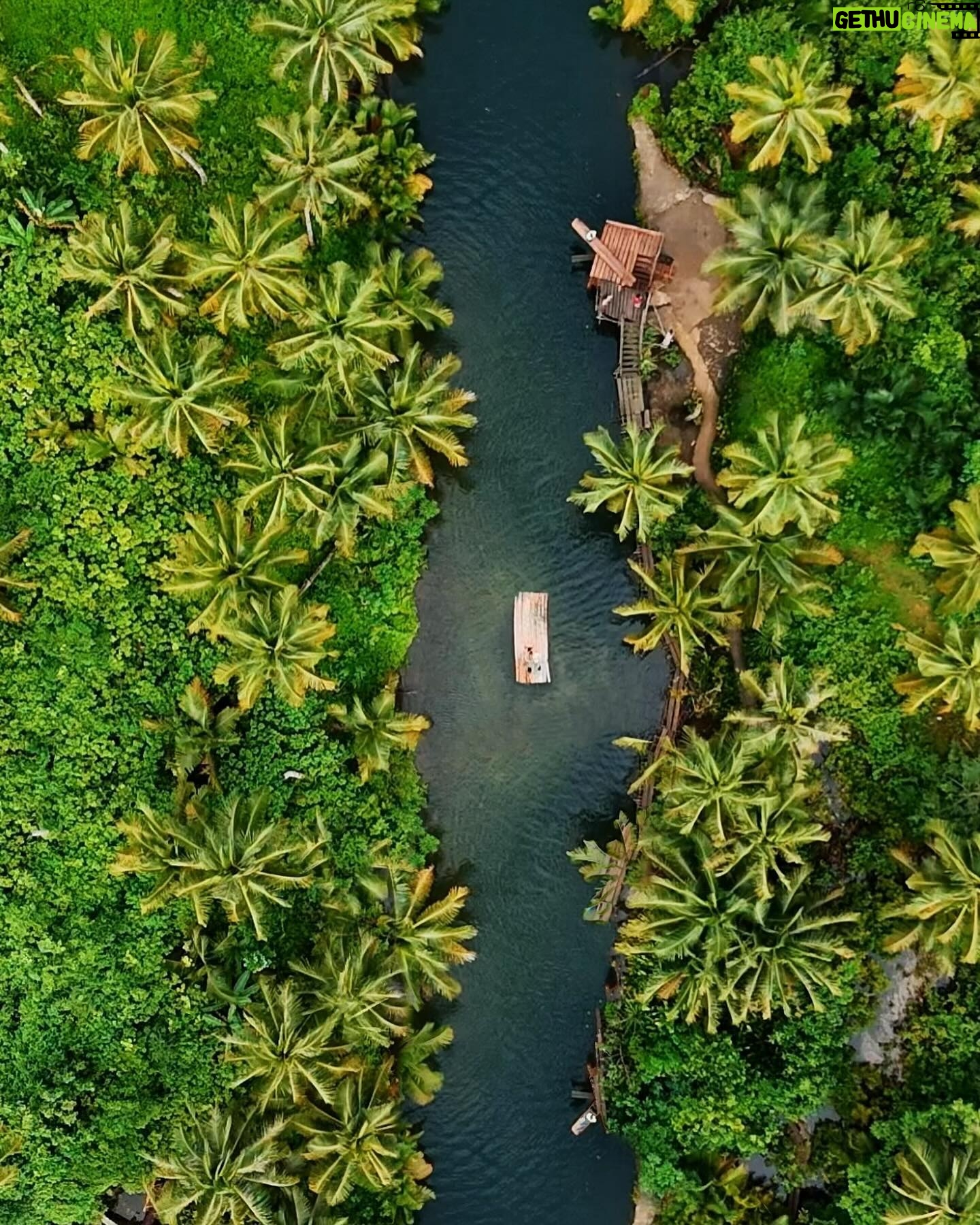 Julia Flabat Instagram - Maasin River ✨🌴💚 Step 1 Siargao - Quelle est votre photo pref ? 1,2,3,4,5 ?
