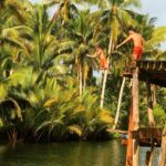 Julia Flabat Instagram - Maasin River ✨🌴💚 Step 1 Siargao - Quelle est votre photo pref ? 1,2,3,4,5 ?