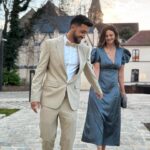 Julia Flabat Instagram - Wedding day 👰🏻 Ma Sista s’est mariée 🎉😍 Une très belle journée en famille🤍 Et forcément, on y pense de en avec Julia Un mariage à l’étranger ? Des conseils ? - 📍@domainereinemargot 5* À deux pas de Paris, vue sur la dame de fer