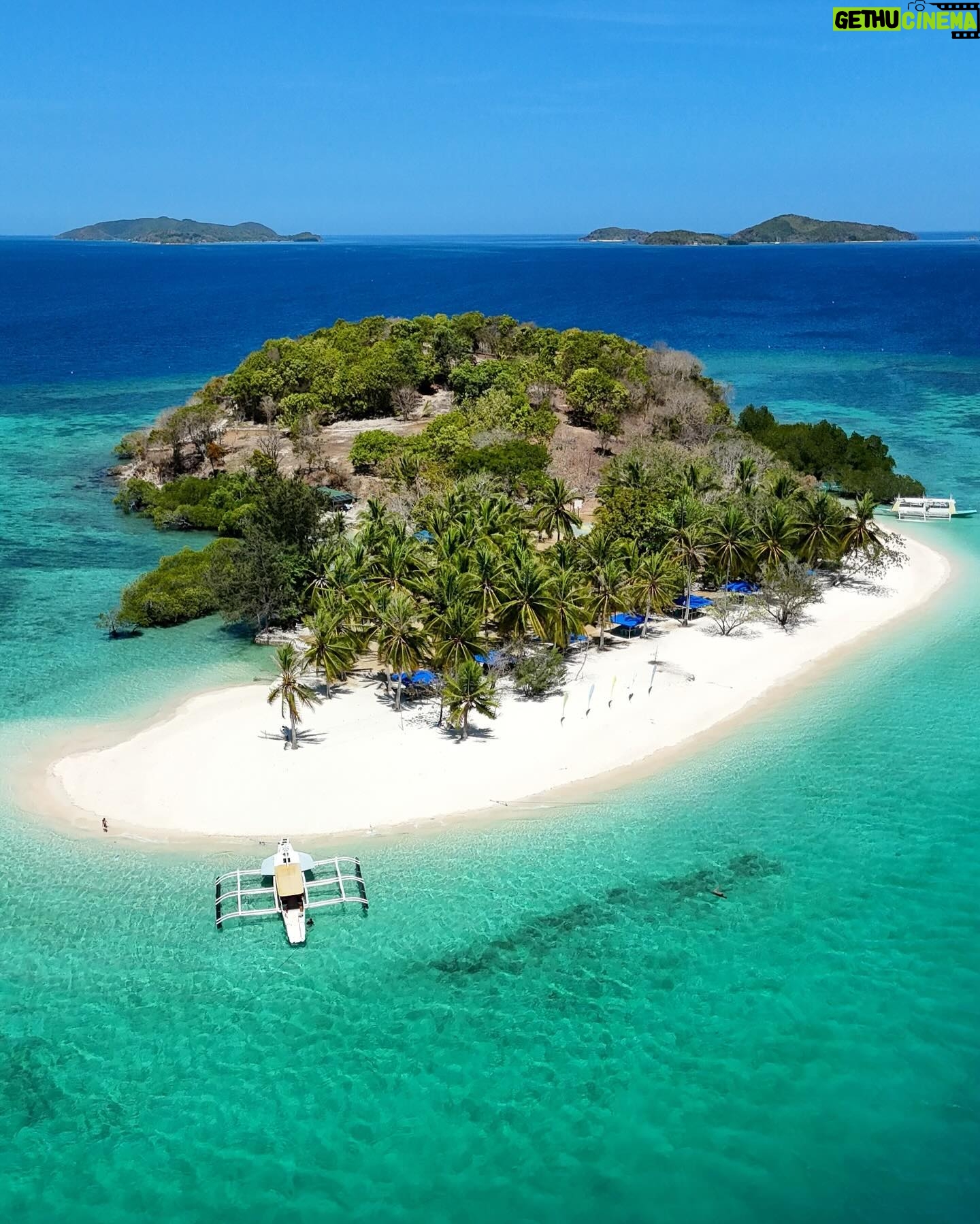 Julia Flabat - 34.7K Likes - Lost in Paradise 🏝️
-
Stop 3 ⛵️: 📍Pass Island, Coron 🇵🇭
-
Qui a déjà exploré Coron ?
