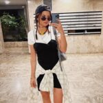 Julia Flabat Instagram – Back in 90´s entre copines 🤩

J’ai reproduit un look Pinterest de Rachel Green en 1996, vous validez ???! (Photo2) 

Merci @leah.mallet pour cette soirée , un bien fou de rajeunir avec vous les girls 🥰