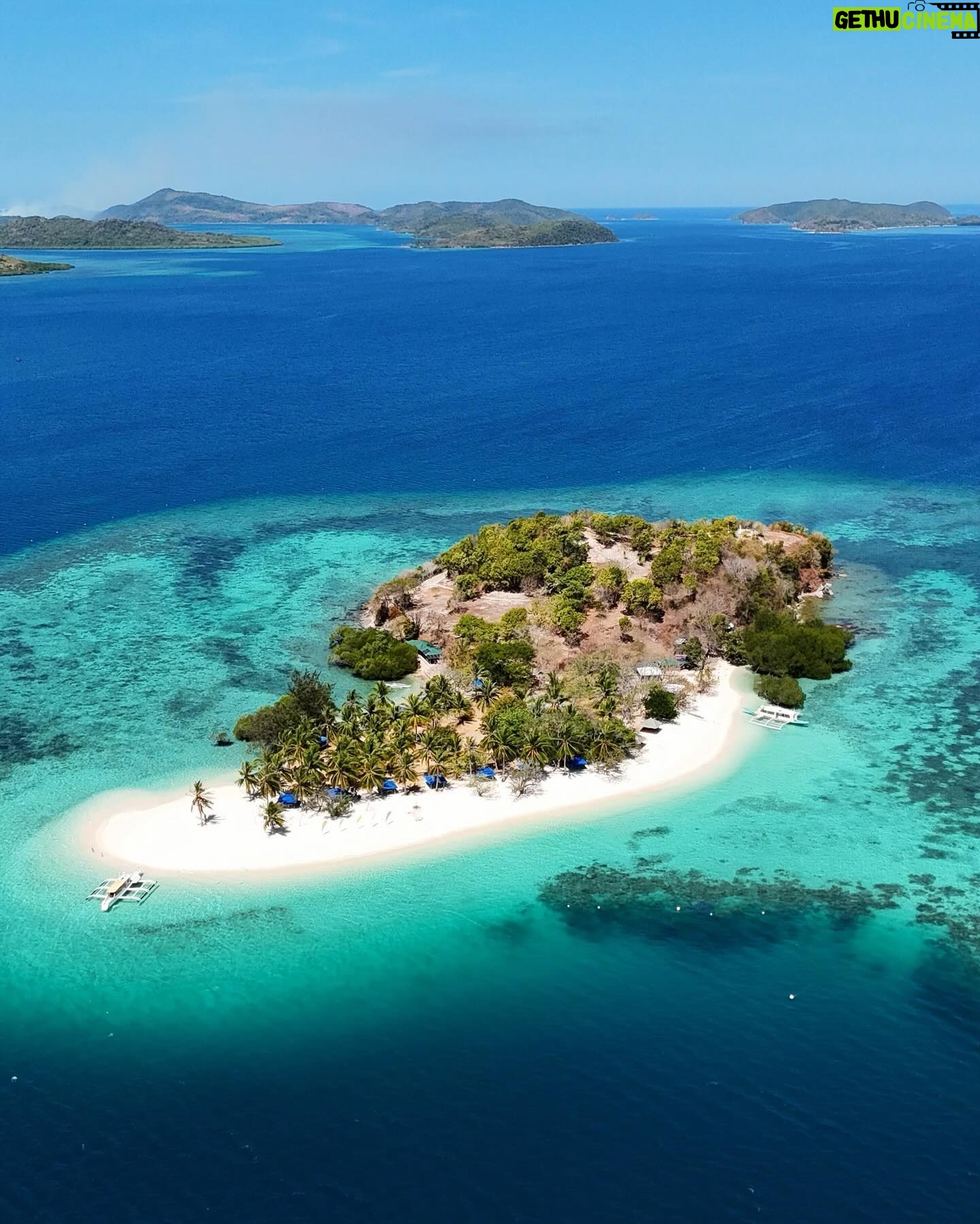 Julia Flabat - 34.7K Likes - Lost in Paradise 🏝️
-
Stop 3 ⛵️: 📍Pass Island, Coron 🇵🇭
-
Qui a déjà exploré Coron ?