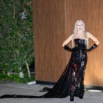 Julia Fox Instagram – Another ICONIC evening at the @vanityfair Oscar party!! Thank you @radhikajones and the whole team for having me again this year 🖤 🦢 I had such an amazing night I didn’t go to sleep til 4 and my call time was 7… hence why this post is coming a day late. Anyway swipe if you want to see what the dress was supposed to look like vs what it looked like on the carpet lol 🤦‍♀️😭
