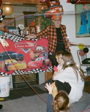 Julia Fox Instagram - I haven’t been posting so much on here cuz somewhere down the line it started to feel like work but I’m changing that in 2024!! I feel like influencers ruined social media idc I said it sue me. Anyway this was my baby boys 3rd bday party! We had a blast and I highly recommend @michelles_edible_dreams for cakes and @bubbledad for entertainment and @richieshazam for event photography lol 💋💋💋