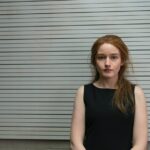 Julia Garner Instagram - Hello, the name’s Anna..…Anna Delvey that is 🥂 #InventingAnna