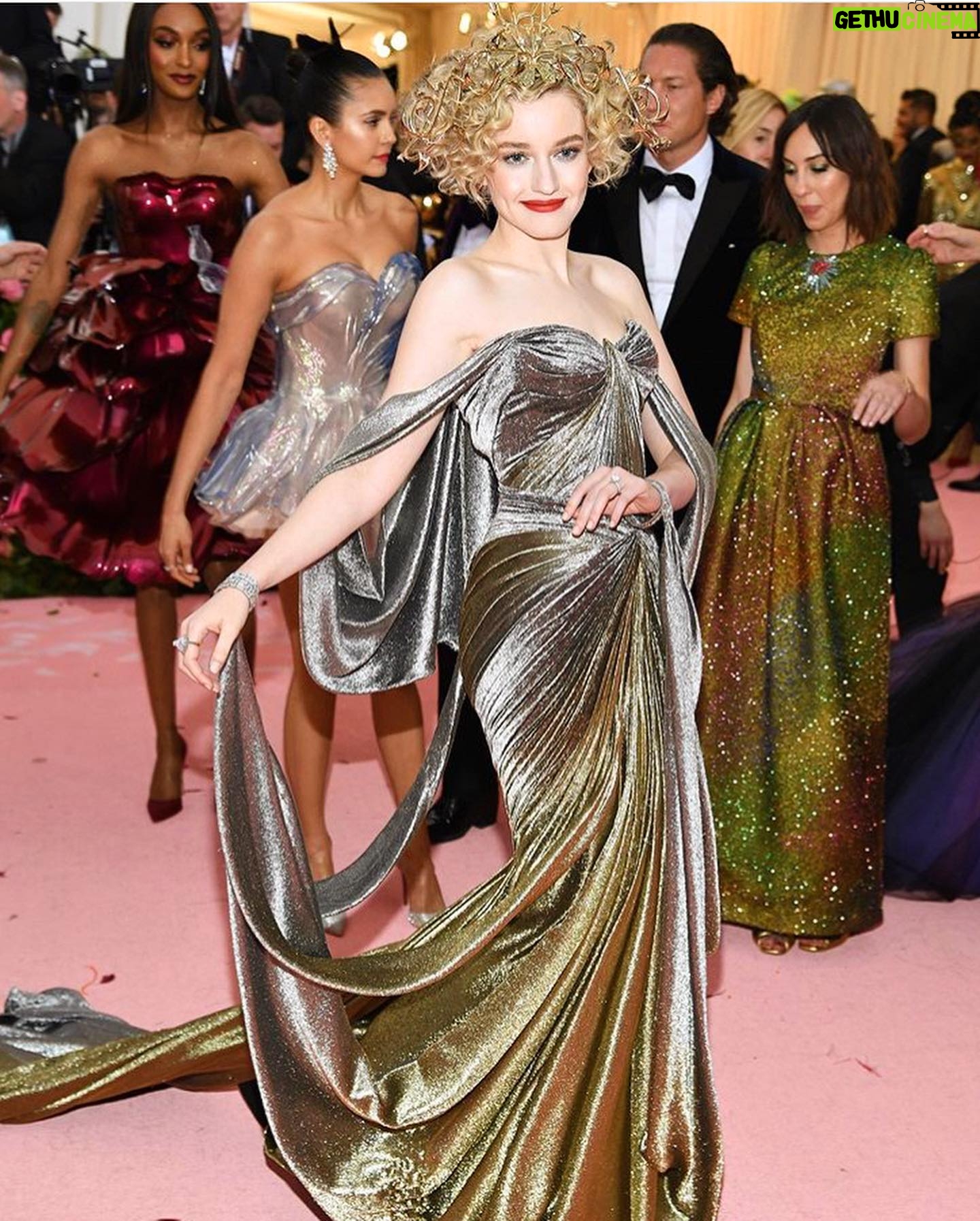 Julia Garner Instagram - Yesterday was such a beautiful night at the MET GALA! Thank you @voguemagazine and @zacposen! ZAC I LOVE YOU SO MUCH! YOU MADE ME ONE HAPPY CAMPER! 🌟#metgala#metgala2019 #camp