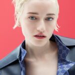 Julia Garner Instagram – 🌬️ 🦋♥️

Gucci Horsebit 1955
@gucci
Photography: @mertalas @macpiggott
Makeup: @thomasdekluyver
Hair: @paulhanlonhair @bengregoryhair
Styling: @suzannekoeller