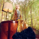 Julia Garner Instagram - 🧚🌟💚 @townandcountrymag