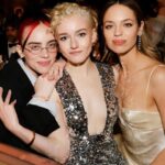 Julia Garner Instagram – Golden Globes for the girlies. 💕 Congratulations to all the winners. ⭐️

Thank you @sabatods and @gucci for the most gorgeous sparkly dress. 🪩
