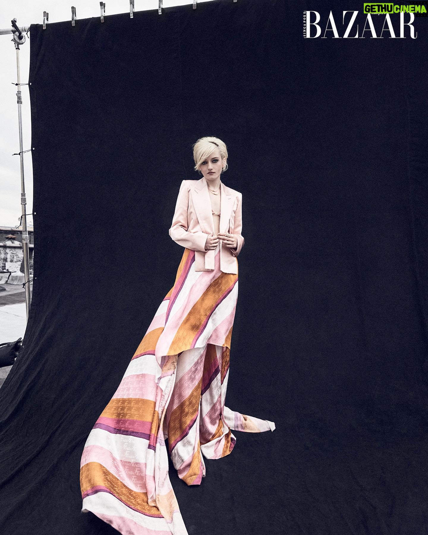 Julia Garner Instagram - Again thank you @harpersbazaarsg and everyone involved in this special shoot. 💞🦄💋🌸
