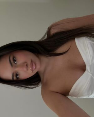 Julia Kelly Instagram - 🤍