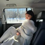 Julia Kelly Instagram - super chill