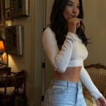 Julia Kelly Instagram – new favorite jeans @same ♥︎
