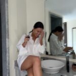 Julia Kelly Instagram - Never fully dressed without a smile ☽ @moon @modelistemagazine @casavelas #modearoundtheglobe #moon_partner #casavelas