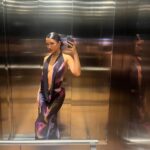 Julia Kelly Instagram - Loves a good summer dress 🏹
