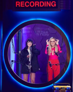Julia Michaels Instagram - Thanks for having me on #ThatsMyJam, @jimmyfallon! Watch me make an anxious wreck of myself tonight at 10/9c on @nbc @fallontonight 🤌🏼🤌🏼❤️