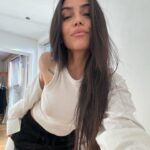 Julia Morgante Instagram – la DA de ma vie en ce moment be like : fake it until you make it✨✨ (pas le meilleur conseil mais j’vous promets, essayez, ça marche)

cargo signé @mateya_paris