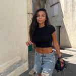 Julia Morgante Instagram – nouveau format ! 👽 bonne occasion de se faire plaisir pour la rentrée avec @sheinofficial et leurs big réductions, jusqu’à -80% sur les vêtements et tous les autres articles avec mon code : 23julia

ref haut : SHEIN BASICS cap sleeve solid crop top 1981014
ref short : ripped raw hem denim shorts 16478463
@sheinfrance_ #firstdayvibes #backtoshool #sheinforall #ad