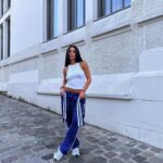 Julia Morgante Instagram - « j’aime pas le bleu » bien sûr oui, mais ça c’était avant de tomber sur cet ensemble magnifique signé @prettylittlething 🤤💙 #collaboration #plt