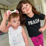 Julia Paredes Instagram - Mes petits chats ont passé un super week end bien chargé! On a hâte de retrouver @maximeparisi_ifbbpro qui est à miami auprès de son petit frère. Vous êtes nombreux à me demander s’il va bien, il est sain et sauf Dieu merci 🙏🏻 On a eu très peur , j’aurai aimé y aller aussi mais je reste ici avec les enfants qui ne savent rien, nous les préservons au maximum . En tout cas hâte que la famille soit réuni ❤️
