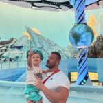 Julia Paredes Instagram - Welcome to @seaworldyasisland , just amazing ! @yasisland #yasisland#seaworld#christmas#amazing#invitation