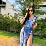 Julia Paredes Instagram - Un petit isoclear déjà prêt pour avoir ma dose de protéine partout où je vais 🤩 Sans sucre, sans lactose et sans gras N’oubliez pas le code PARISI pour bénéficiez de réductions sur le meilleur site de compléments alimentaires et protéines, made in Germany 🇩🇪 💪🏼 #esn#lienenbio#publicite#collaborationcommerciale#fitness#instagram#instagood