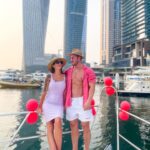 Julia Paredes Instagram - Suivez nos retrouvailles dans mamans et célèbres, demain 11h30 épisode inédit sur @tfxtv . Vous pourrez voir la petite surprise du bateau 🛥️ qui ne s’est pas passée comme prévu 😂 @maximeparisi_ifbbpro