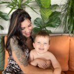 Julia Paredes Instagram - Cet enfant est un vrai petit clown d’amour! Un vrai bonheur avec un caractère bien trempé déjà! C’est fou ce que nos enfants grandissent à une vitesse folle, je trouve qu’il a changez vous ne trouvez pas ? #love#monamour#monfils#meilleursmoments