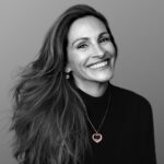 Julia Roberts Instagram - 😊😊😊😊😊 #Chopard #HappyWithChopard #InternationalDayOfHappiness