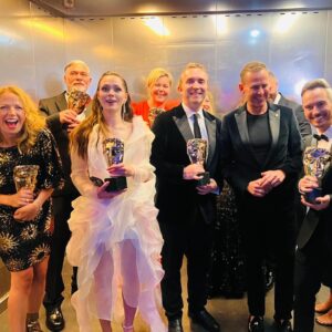 Julia Sanina Instagram - Unforgettable moment! Incredible team🤘I was so proud to share the moment with you @bbc ❤️

Мої вітання усім, хто створював Євробачення 2023! Минув рік, а ми продовжуємо з теплом згадувати, як дві країни і дві культури створили історію на сцені у Ліверпулі разом🙏 І ця нагорода - красивий фінальний акорд Євробачення 2023❤️