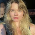 Julia Simoura Instagram - and the sun will shine again