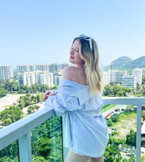 Julia Simoura Instagram - 🤍🌴🌊