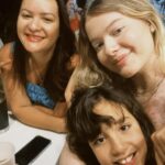 Julia Simoura Instagram - um sábado de muito amor com minhas meninas 💓
