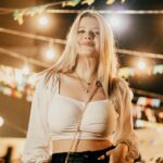 Julia Simoura Instagram – que saudade que eu estava de uma festa juninaaa🎊

📸 @baruckgabriel