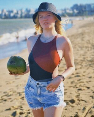 Julia Simoura Instagram - salt air and coconut water