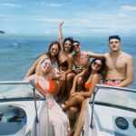 Julia Simoura Instagram - Paradise 🌊💛