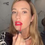 Juliana Didone Instagram - O texto é do @hertongustavogratto mas poderia ser meu, seu… afinal de contas, quem nunca? Quem sabe o que é ser triste, sabe melhor, o gosto bom da felicidade! 🤍