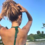 Juliana Didone Instagram - “… e depois - ainda intensos - seremos um fantasminha claro de amor…”