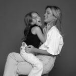 Juliana Didone Instagram – Eu quero dilatar a memória!

👩‍👧🩷

📷 @edurodriguesofficial 
💄 @danikobert