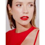 Juliana Didone Instagram – Juliana Didone.
Styling @marianabarreto 
Fotos @priscillahaefeli 
Make @yago_maia_ 

Veste @haight_clothing 
joias @mundolilac