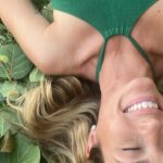 Juliana Didone Instagram - Sei lá, mil folhas… 🍃🍁🍃🍂🌱
